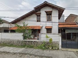 4 Habitación Villa en venta en Dukuhpakis, East Jawa, Dukuhpakis