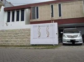 5 Kamar Rumah for sale in Wonocolo, Surabaya, Wonocolo