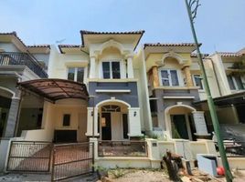 3 Bedroom House for sale in Jambangan, Surabaya, Jambangan