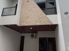 3 Bedroom House for sale in Matraman, Jakarta Timur, Matraman