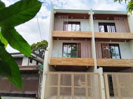 4 Bedroom House for sale in Holy Family School of Quezon City, Quezon City, Quezon City