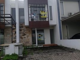 2 Habitación Villa en venta en Wiyung, East Jawa, Wiyung