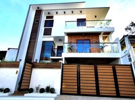 4 Bedroom Villa for sale in Quezon City, Eastern District, Quezon City