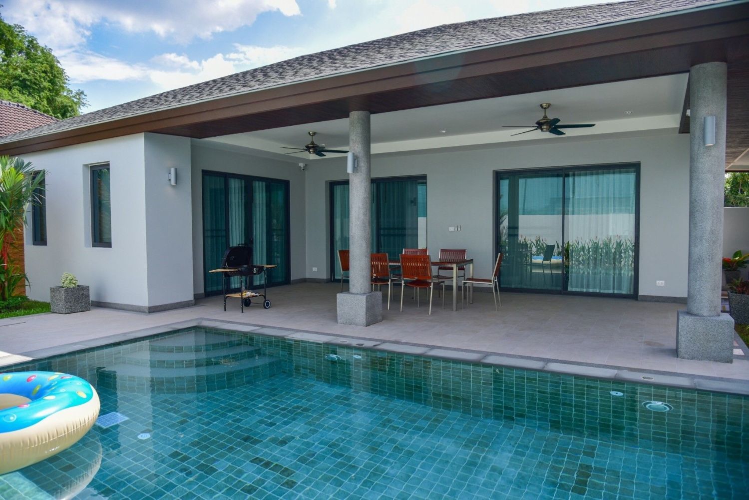 3 Bedroom Villa For Rent In Choeng Thale, Phuket