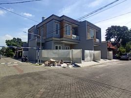 3 Bedroom House for sale in Waru, Sidoarjo, Waru