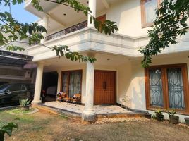 5 Bedroom House for sale in Medistra Hospital, Mampang Prapatan, Cilandak