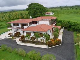 4 Bedroom House for sale in Pedernales, Manabi, Cojimies, Pedernales