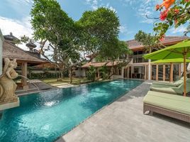 4 Habitación Villa en venta en Seminyak Village, Kuta, Kuta