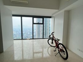 2 Bedroom Apartment for sale in Uptown Mall - Uptown Bonifacio, Makati City, Makati City