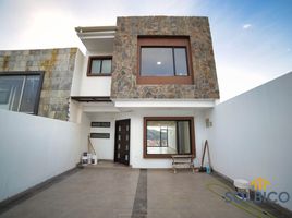 4 Habitación Casa en venta en Calderón Park, Cuenca, Cuenca, Cuenca