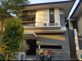 5 Bedroom Villa for sale in Mulyorejo, Surabaya, Mulyorejo