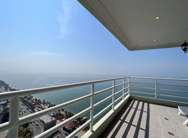 2 Bedroom Apartment For Rent At View Talay Condo 7