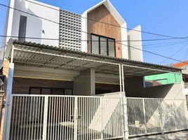 4 Bedroom House for sale in East Jawa, Rungkut, Surabaya, East Jawa