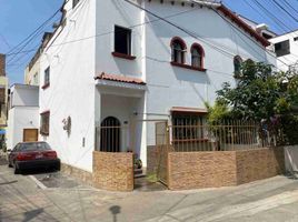 4 Habitación Casa en venta en University of Piura (Lima campus), Miraflores, Jesús María