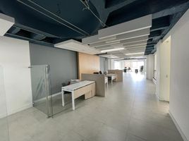 500 m² Office for rent in Mina De Sal De Nemocón, Bogotá, Bogotá