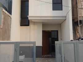 4 Bedroom House for sale in East Jawa, Gunung Anyar, Surabaya, East Jawa