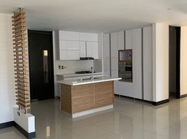 3 Bedroom Apartment for sale in Cali, Valle Del Cauca, Cali