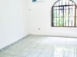 30 SqM Office for rent in Guayaquil, Guayas, Guayaquil, Guayaquil