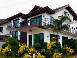 4 Bedroom House for sale in Magallanes MRT-3, Makati City, Makati City