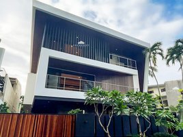 5 Bedroom House for sale in Makati City, Southern District, Makati City