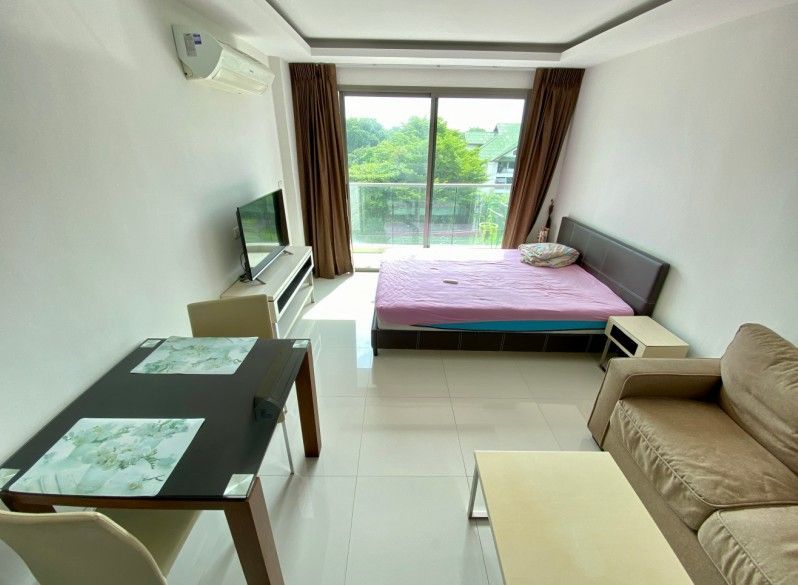 Apartment For Rent At Club Royal