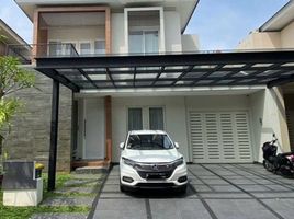 5 Bedroom Villa for sale in Cipondoh, Tangerang, Cipondoh