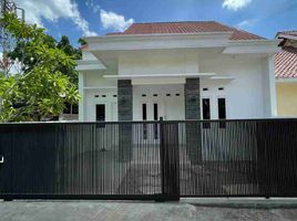3 침실 주택을(를) Depok, 슬레먼에서 판매합니다., Depok