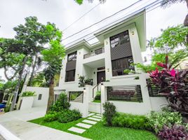 6 Bedroom Villa for sale in Muntinlupa City, Southern District, Muntinlupa City