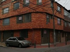 3 Bedroom House for sale in Bogota, Cundinamarca, Bogota