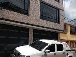 4 Bedroom Villa for sale in Templo Bogotá Colombia, Bogota, Bogota