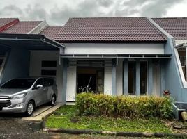 3 Bedroom House for sale in Jambangan, Surabaya, Jambangan