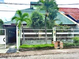 10 Bedroom Villa for sale in Wonocolo, Surabaya, Wonocolo