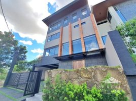 6 Bedroom House for sale in Marikina City, Eastern District, Marikina City