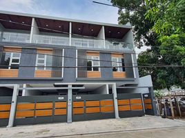 6 Bedroom Townhouse for sale in Metro Manila, Quezon City, Eastern District, Metro Manila