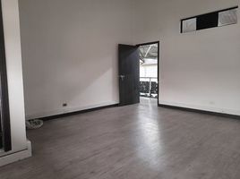 145 SqM Office for rent in Bare Foot Park (Parque de los Pies Descalzos), Medellin, Medellin