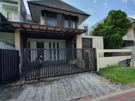 Maison 5 chambre à vendre à Wiyung, East Jawa, Wiyung