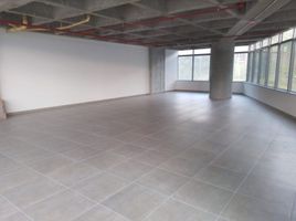 131 m² Office for rent in Parque de los Pies Descalzos, Medellín, Medellín