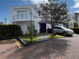 3 Habitación Casa en venta en Tumbaco, Pichincha, Tumbaco