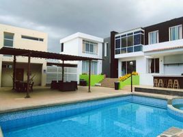 13 Habitación Casa en venta en Manabi, Montecristi, Montecristi, Manabi