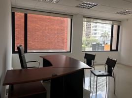 220 m² Office for rent in Quito, Pichincha, Quito, Quito