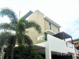 5 Bedroom Villa for sale in Taguig City, Metro Manila, Taguig City