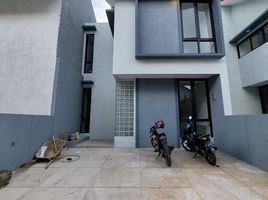 4 Kamar Rumah for sale in Margacinta, Bandung, Margacinta