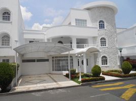 6 Bedroom Villa for sale in Cali, Valle Del Cauca, Cali