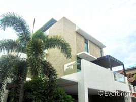 5 Bedroom Villa for sale in Taguig City, Metro Manila, Taguig City