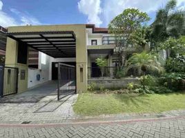 5 Bedroom House for sale in Dukuhpakis, Surabaya, Dukuhpakis