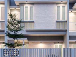 4 Habitación Villa en venta en Mulyorejo, East Jawa, Mulyorejo