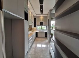 4 Bedroom Townhouse for sale in Gilmore LRT-2, Quezon City, Quezon City