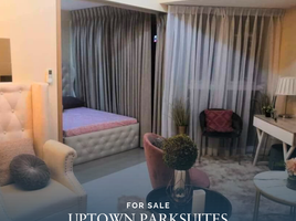 1 Bedroom Apartment for sale at Uptown Parksuites, Makati City