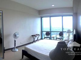 2 Bedroom Condo for sale at EIGHT FORBESTOWN ROAD, Taguig City