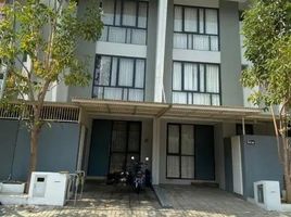 3 Kamar Vila for sale in Lakarsantri, East Jawa, Lakarsantri, Surabaya, East Jawa, Indonesia